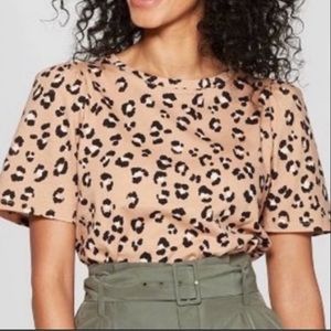 A new day leopard top NWT